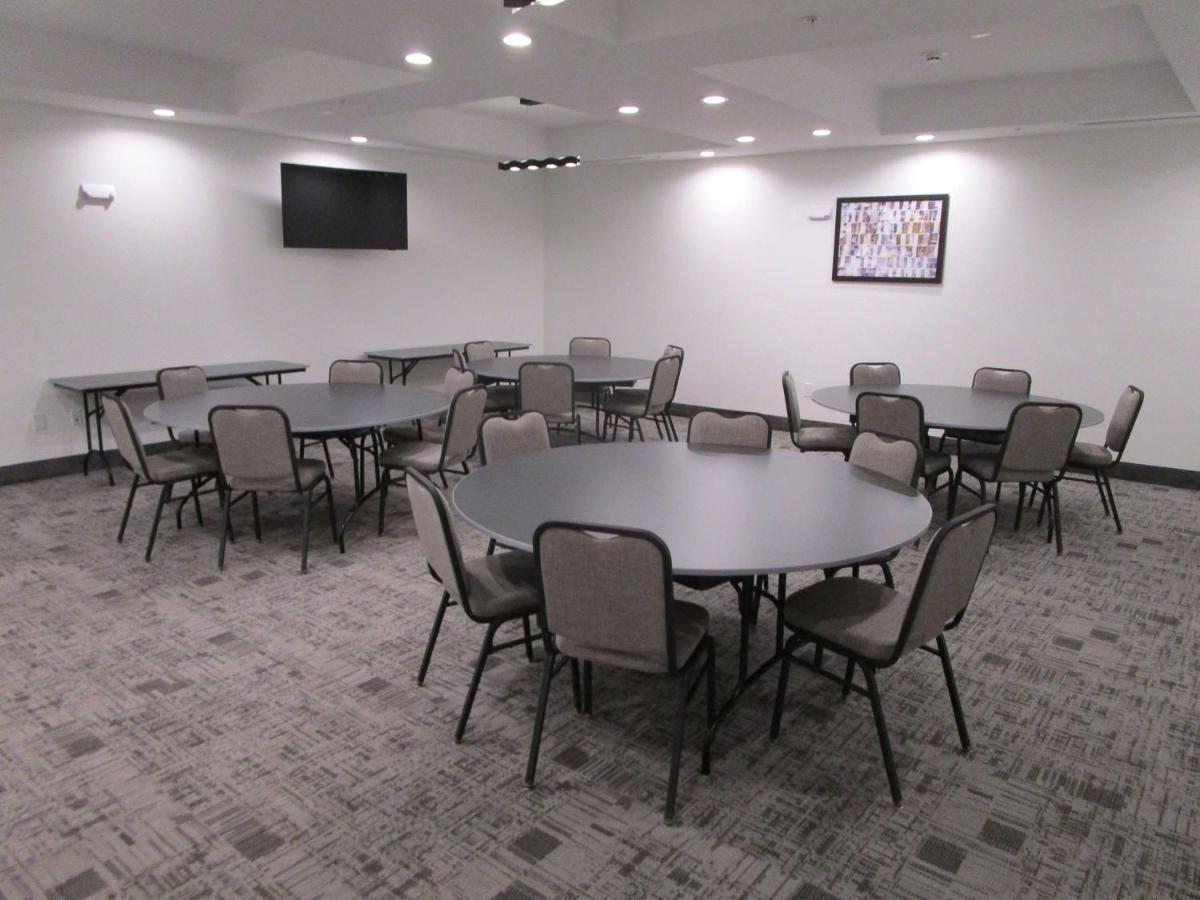 Reddy Hotel Bonham Bagian luar foto